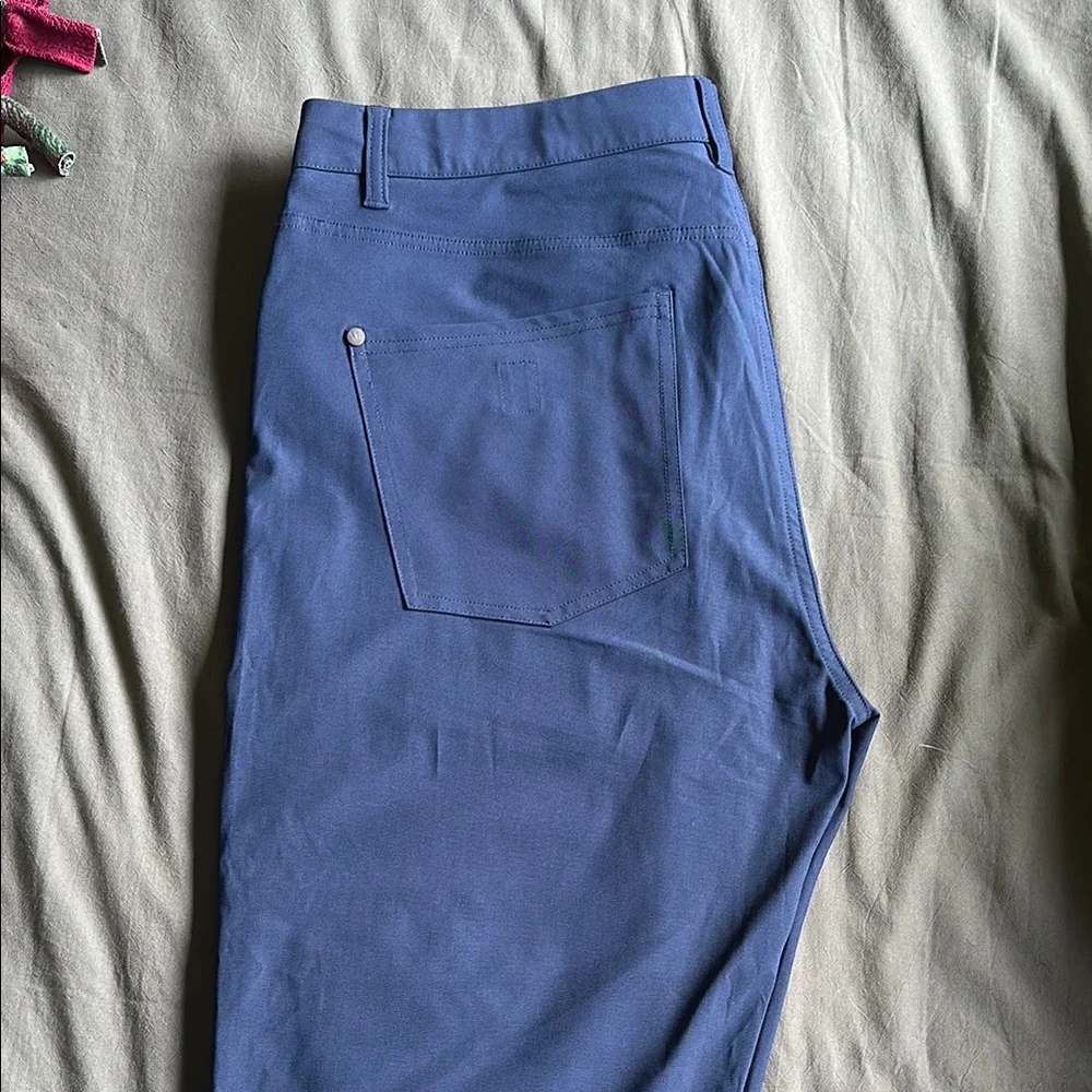 Vuori Men's Dress Pants in Blue & Purple (Never worn!) - Picture 4 of 9